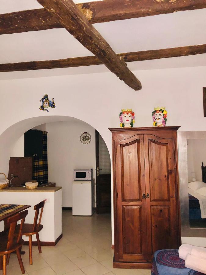 La Casa Di Miriam Villa Syracuse Bagian luar foto